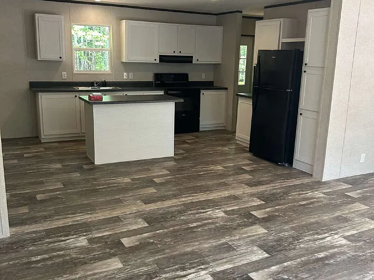 110 Willie Mae Ct — Photo 3
