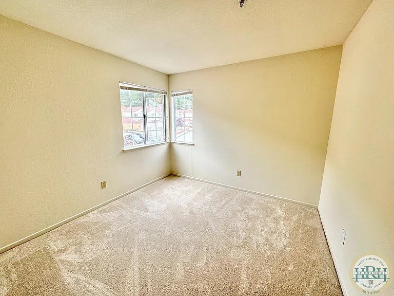 318 Cerro Dr — Photo 27