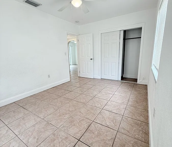 1252 Eldridge St — Photo 11