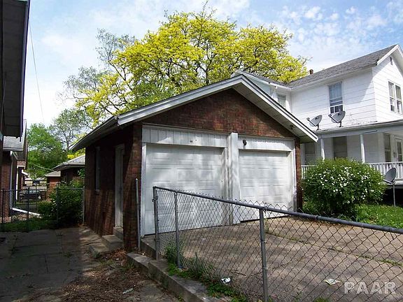 2nd image of 111 E Archer Ave