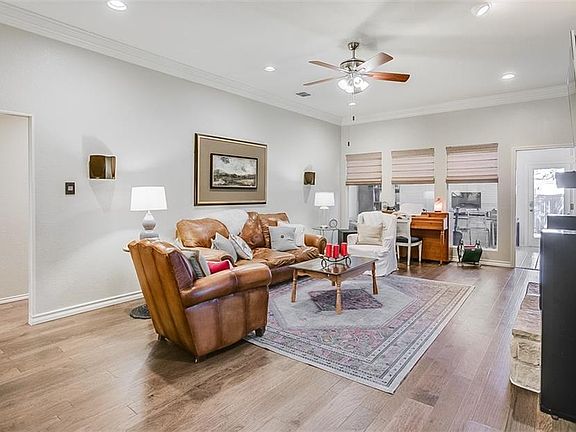 4th image of 6513 Gatlin Pl
