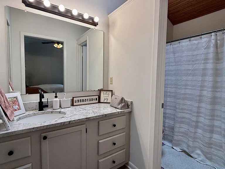 419 Bonarbridge Dr — Photo 11