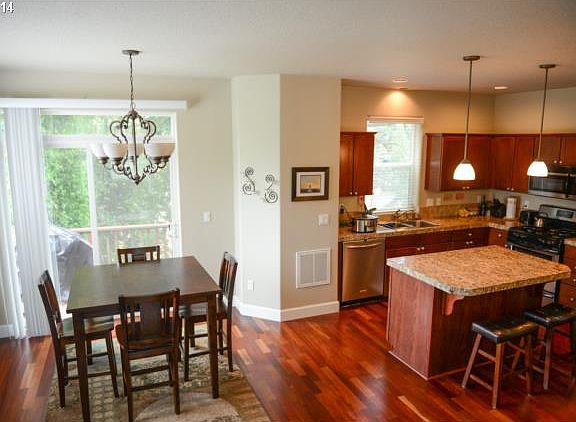 5th image of 5415 SE 89th Ave