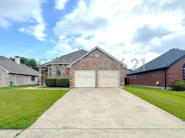 112 Walnut Ln — Photo 15