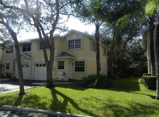5013 SW 121st Ter, Cooper City, FL 33330