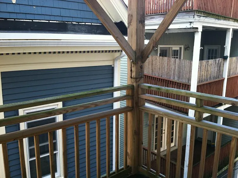 17 Eldora St #1R — Photo 5
