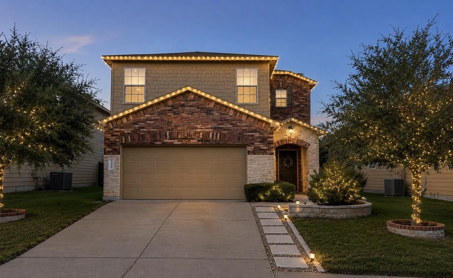 3 bed, 2.5 bath, 1652 sqft, $2,200 — Photo 2