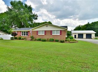 3917 Rocky River Pl, Harrisburg, NC 28075