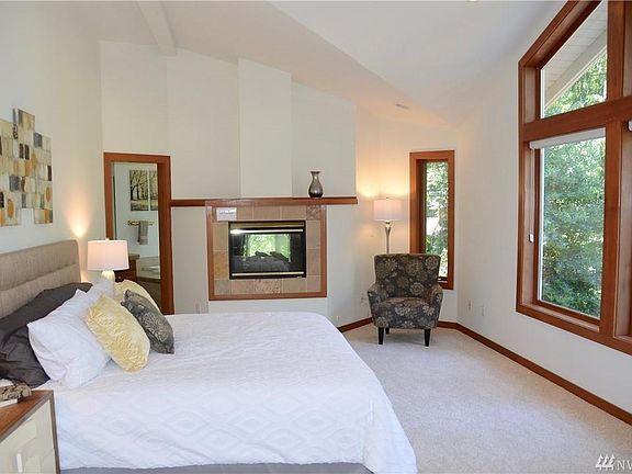 4th image of 4126 78th Ave SE