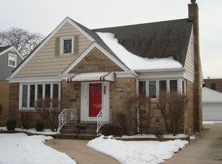 10525 Dorchester St, Westchester, IL 60154