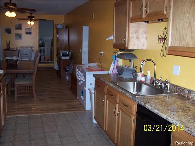 2nd image of 5802 Hinkley Rd