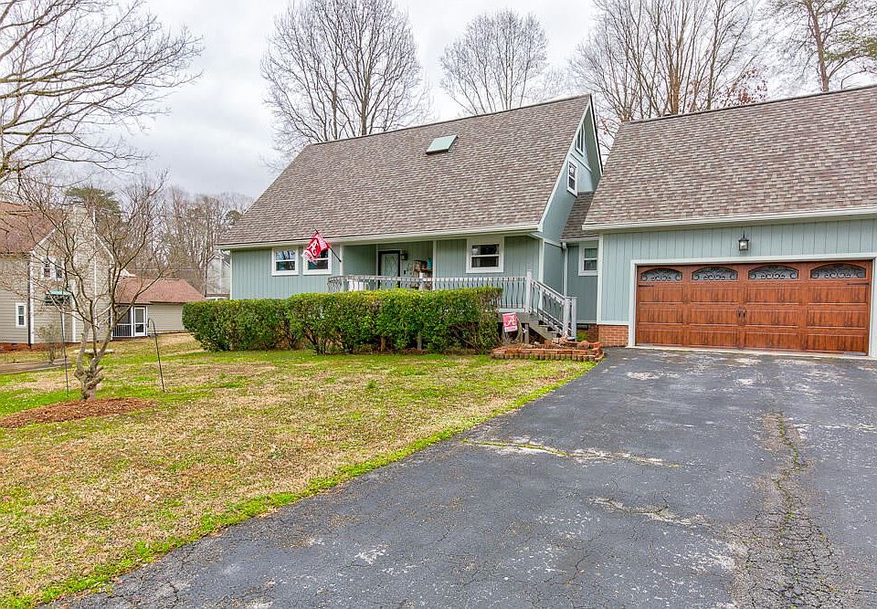 1st image of 7704 Dune Ln