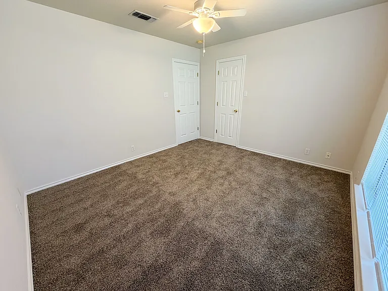 307 Sunset Blvd — Photo 21