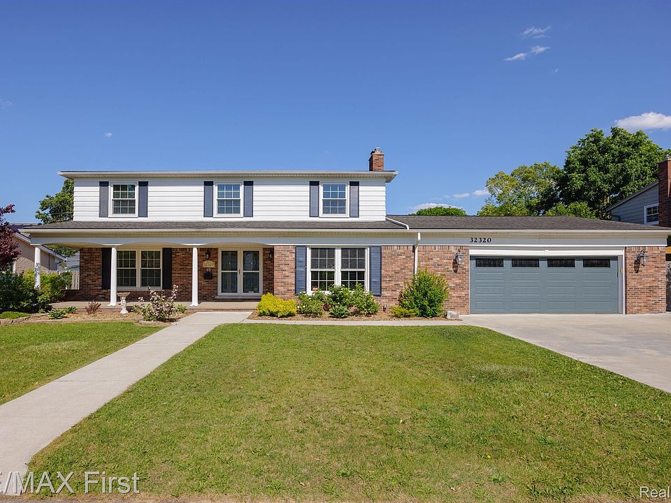 1st image of 32320 Newcastle Dr
