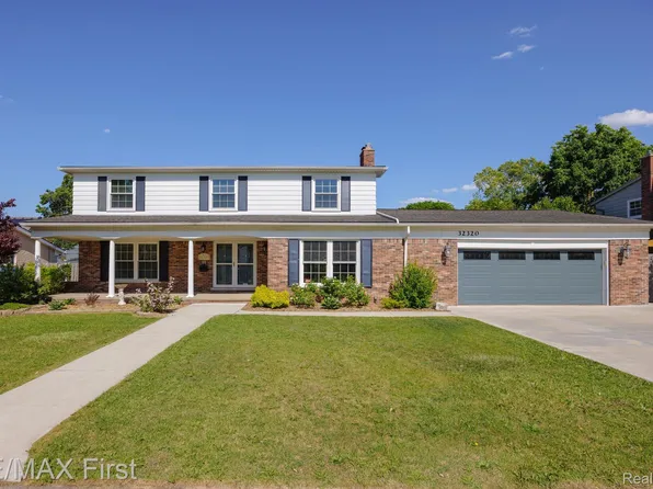 32320 Newcastle Dr, Warren, MI 48093