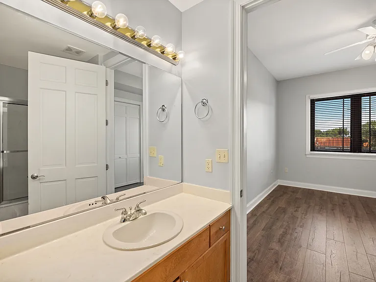5 Calhoun Ave #206 — Photo 6