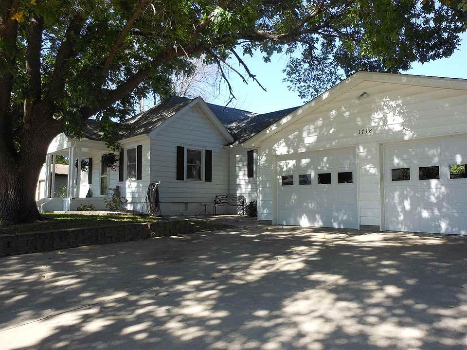 1st image of 1718 6th Ave