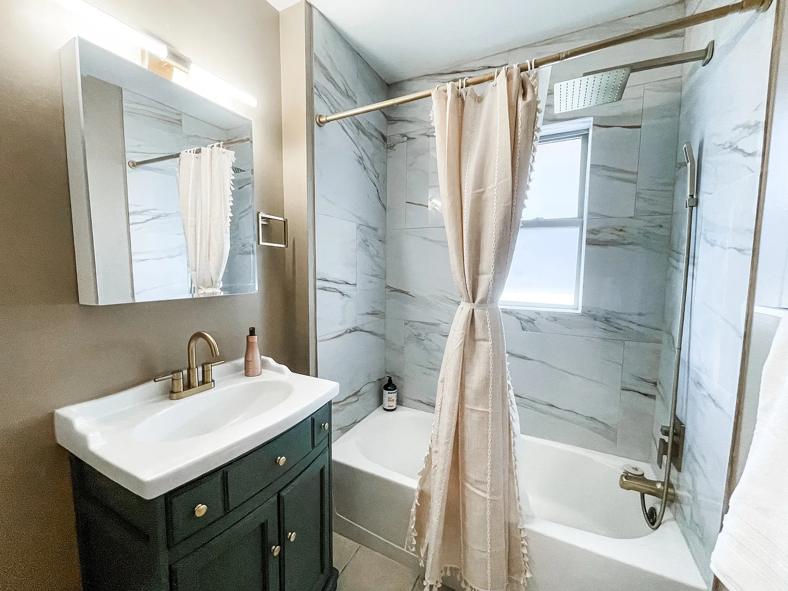 2764 Harrison Blvd — Photo 4