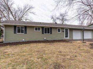 3217 Hillsboro Ave N, New Hope, MN 55427