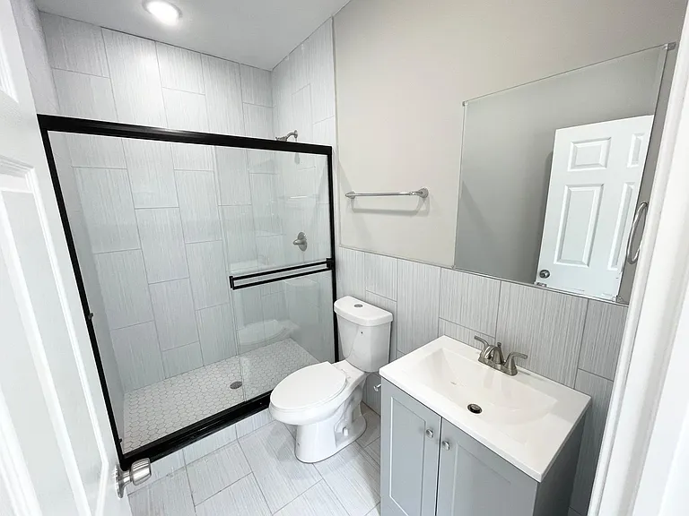 1228 N Marshall St #2A — Photo 21