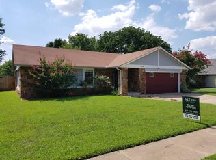 2908 S Narcissus Ave, Broken Arrow, OK 74012