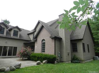 5165 Ide Rd, Newfane, NY 14108