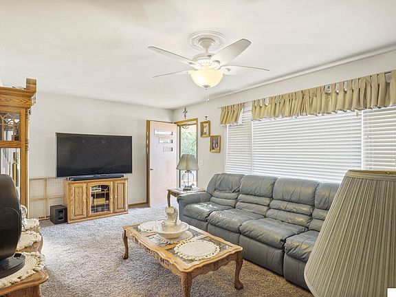 4th image of 7509 Arrowrock Dr