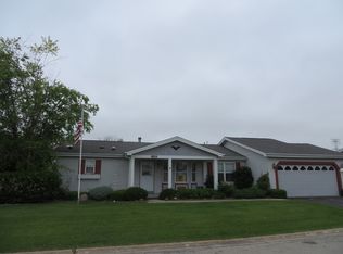 310 Del Mar Ln, Grayslake, IL 60030
