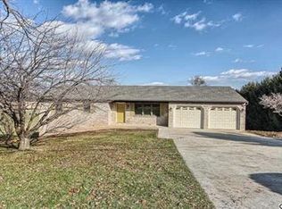 923 Petersburg Rd, Carlisle, PA 17015