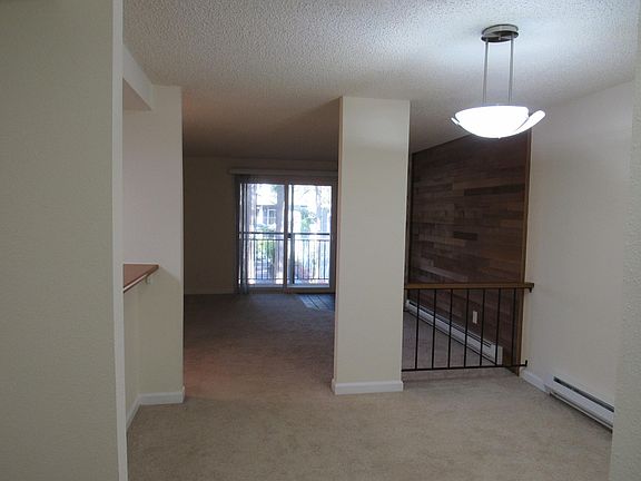 2nd image of 14620 NE 31st St
