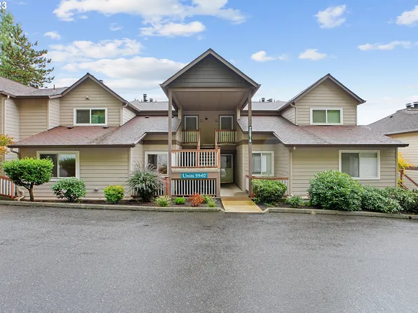 20070 Larkspur Ln APT 63, West Linn, OR 97068
