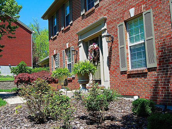4th image of 3087 Barons Cove Dr
