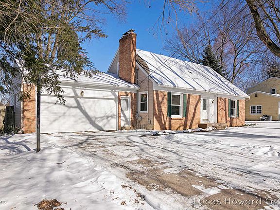 4th image of 1629 Bridle Creek Dr SE