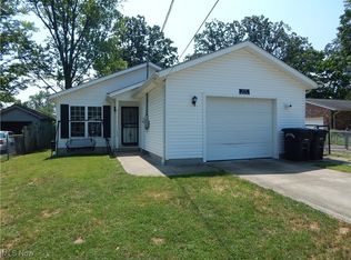 173 Brace Ave, Elyria, OH 44035
