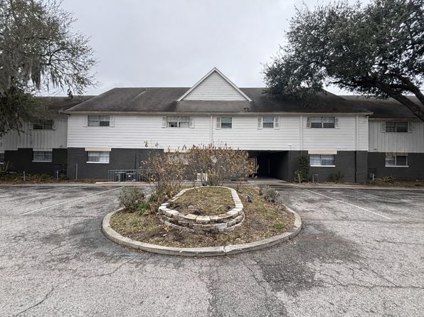 3285 University Blvd N #138