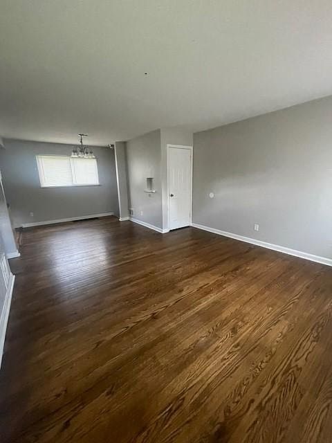 2nd image of 132 Riddle Rd