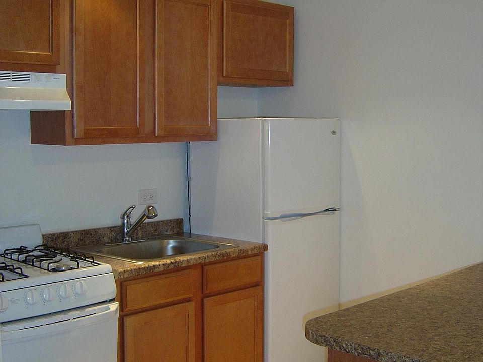 Eff Kitchen