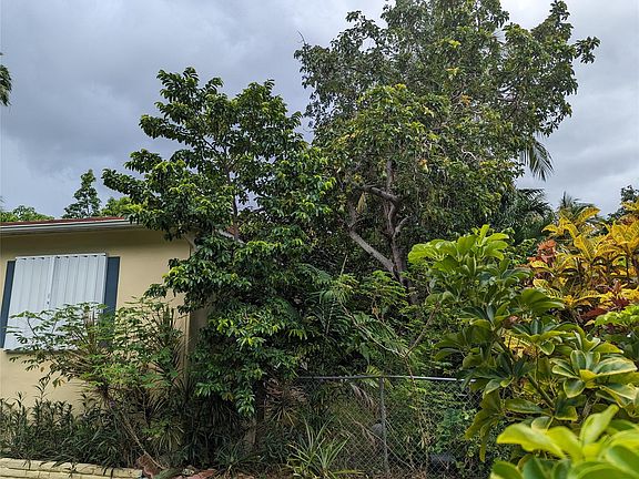 3rd image of 1177 NE 158th Street
