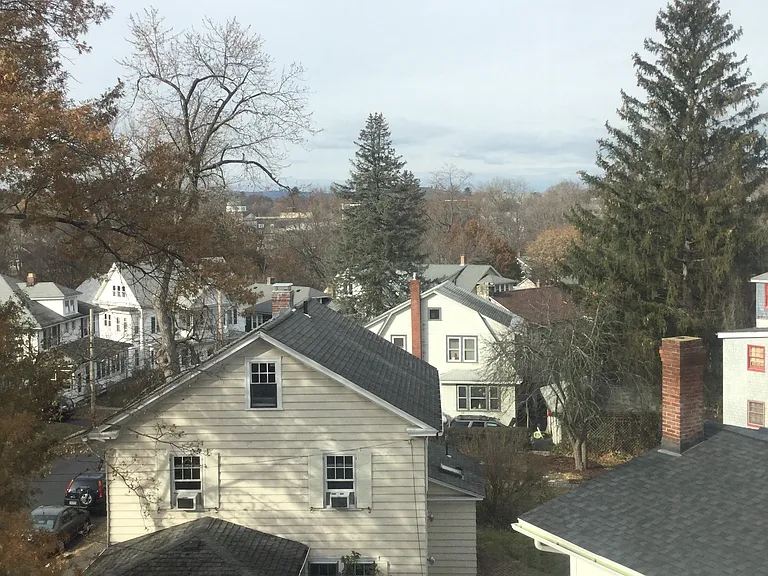 123 South St — Photo 8