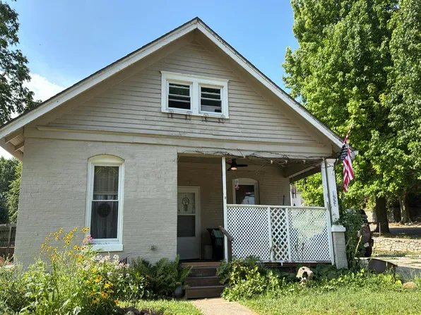 1606 Francis St, Saint Joseph, MO 64501