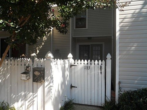 3rd image of 1153 Willow Ave SE