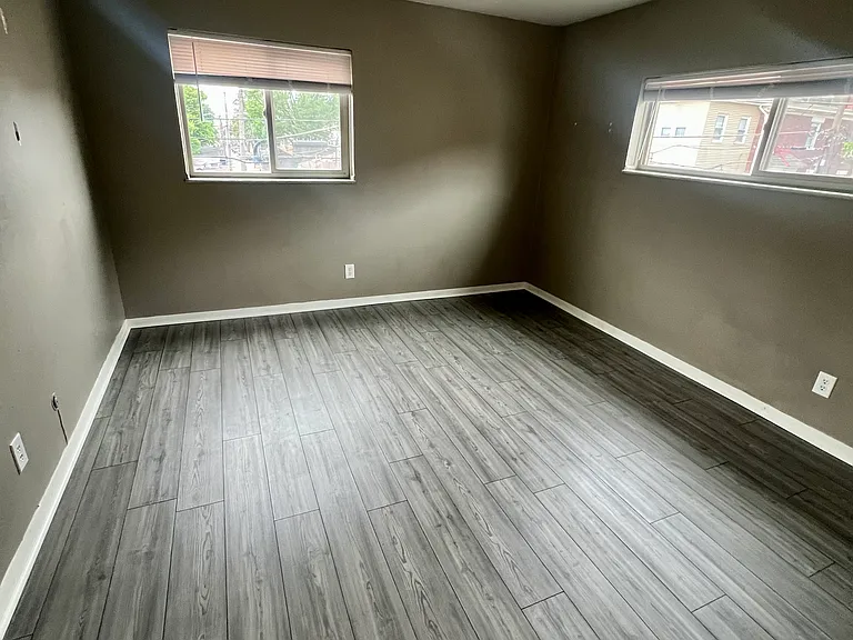 1717 Summit St #2E — Photo 6
