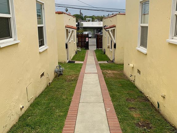 4th image of 1829 7th St #A