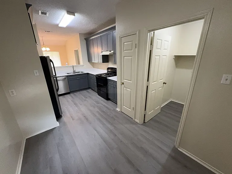 4303 Fawn Dr — Photo 7