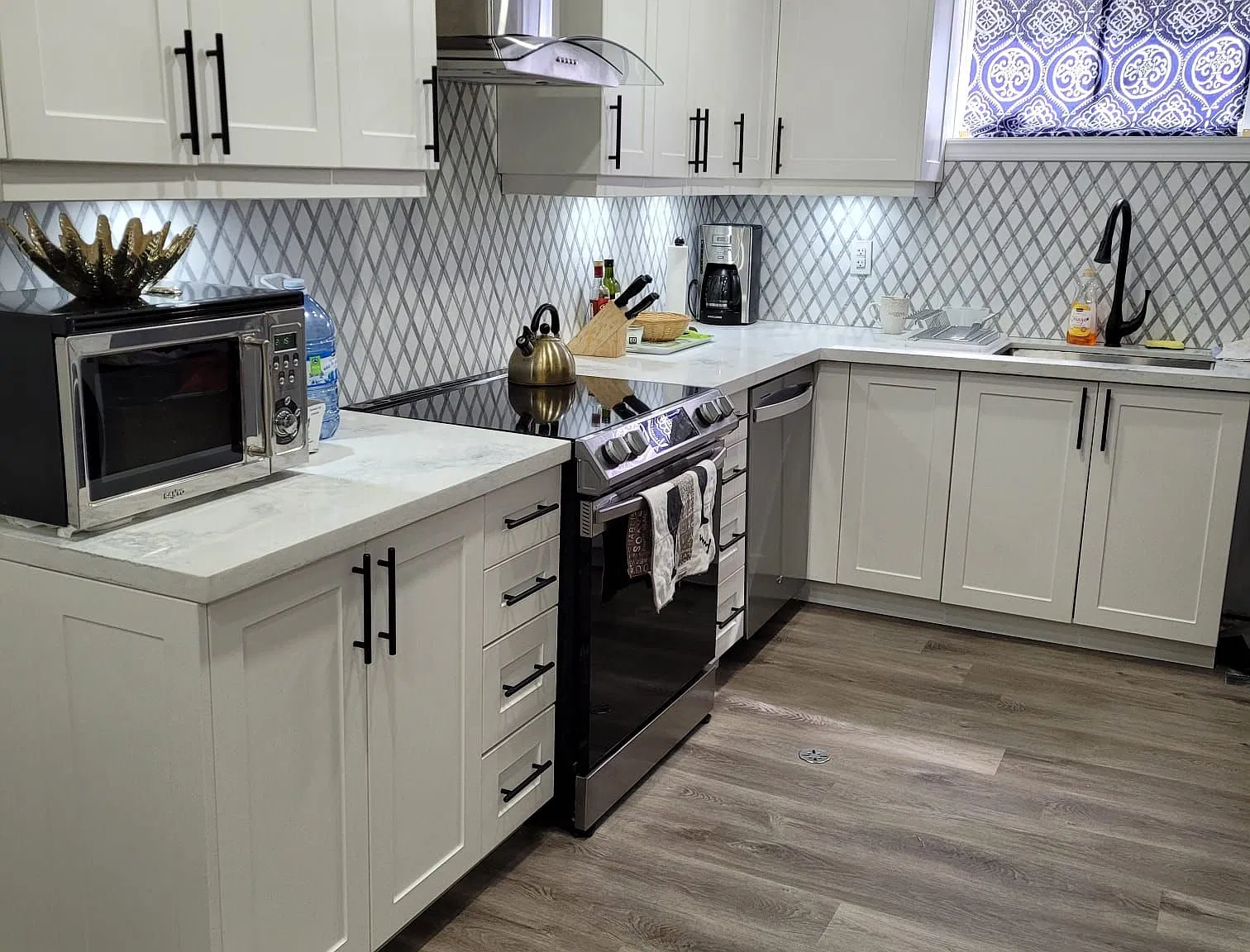 2 bed, $1,650 — Photo 2