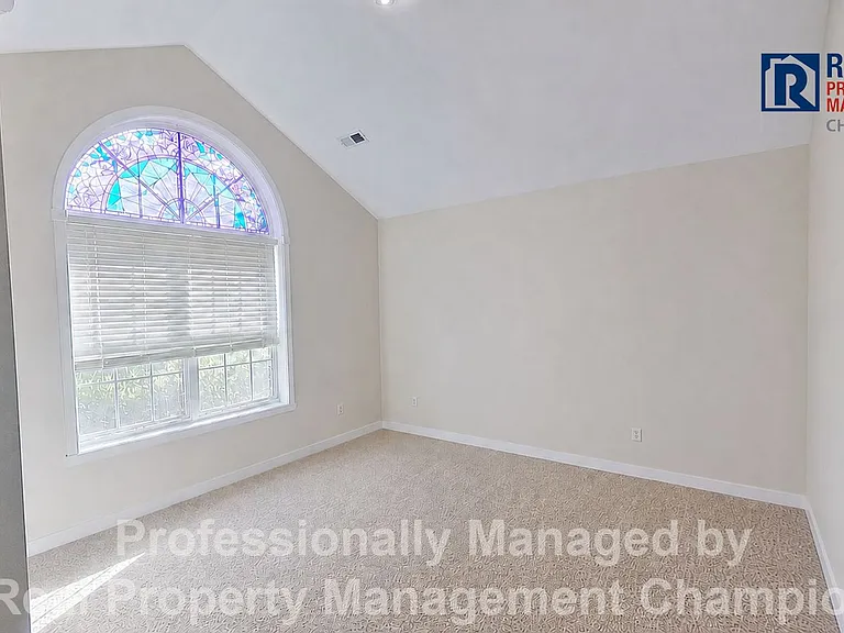 1734 Heatherstone Ln — Photo 21
