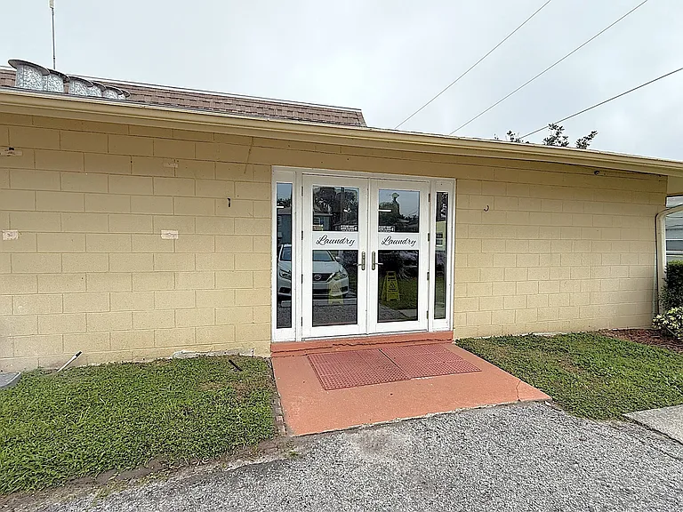 720 Michigan Ct — Photo 16