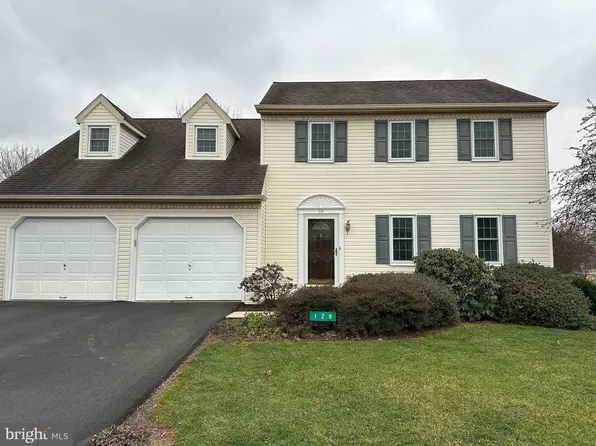 128 Saddleback Dr, Marietta, PA 17547