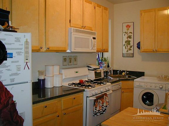 5th image of 623 W 136th St APT 11