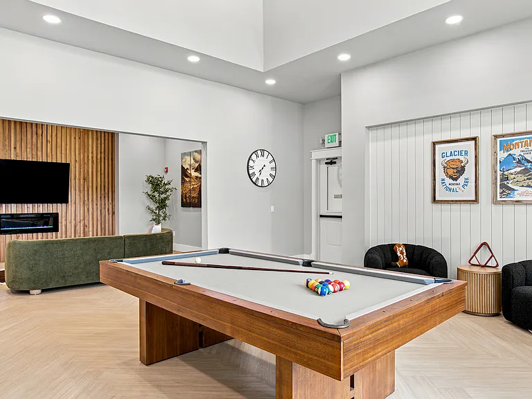 Remington Apartments — Photo 17